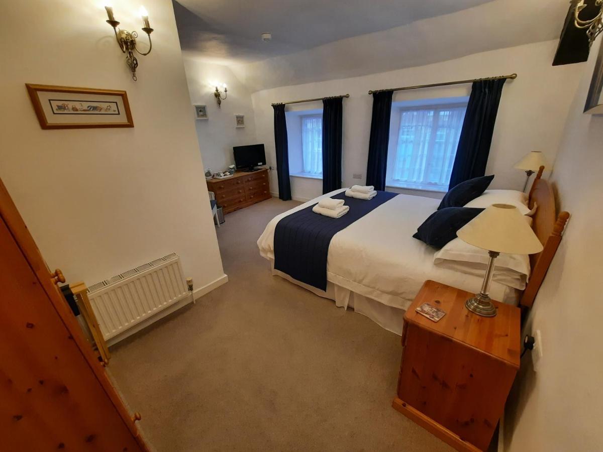 The White Bed & Breakfast